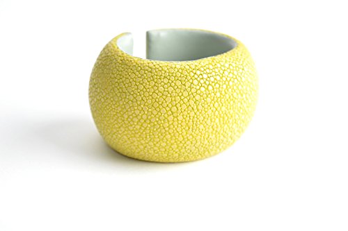 Armband 'Adriana' Rochen-Leder Armreifen XL für Damen gelb grün Arm-Reif Armspange Armschmuck Frauen